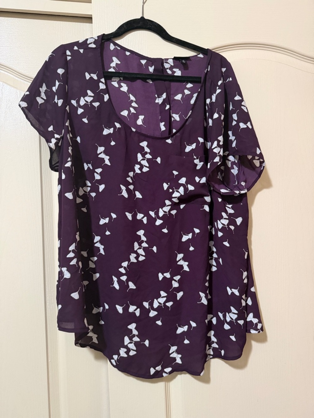 torrid Purple Floral-Leaf Print Scoop Neck Blouse size 2